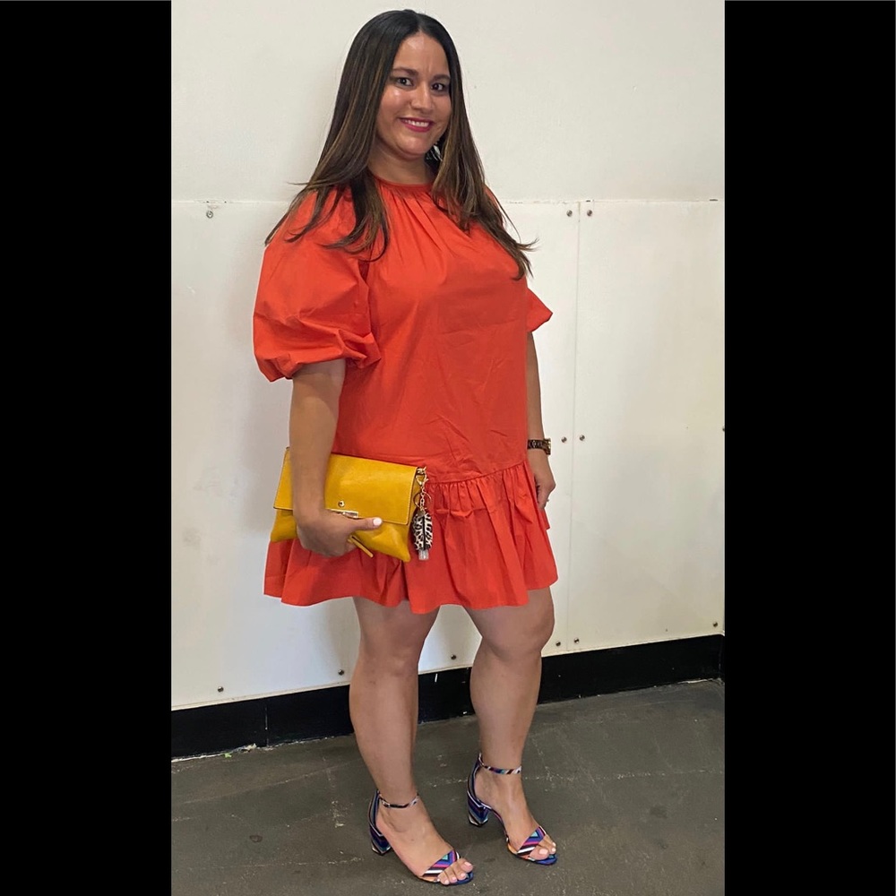 Meet your Posher, Elaine